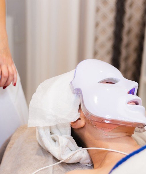 HIFU Treatment (Face Lifting)